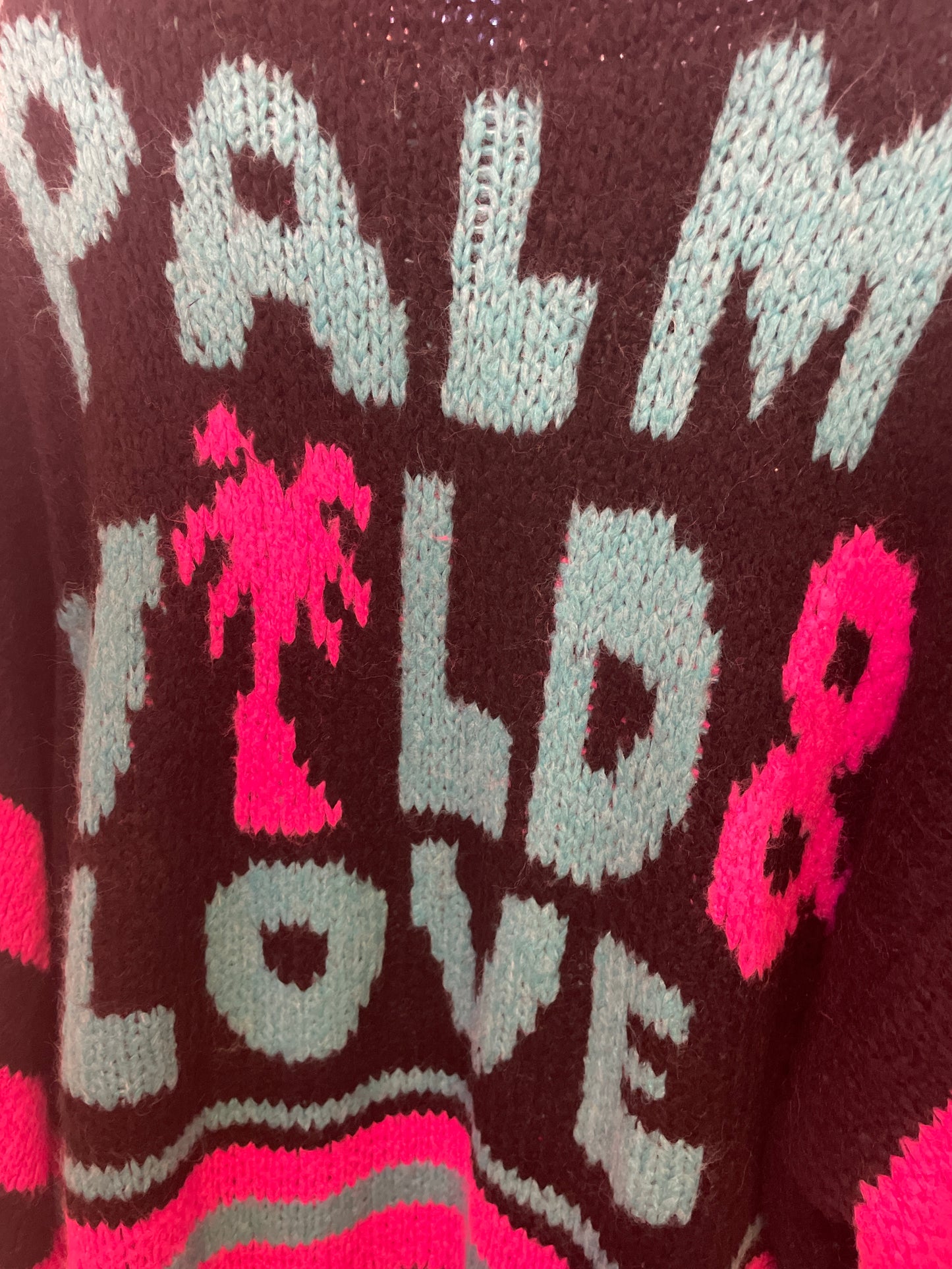 Gilet long noir, rose et turquoise